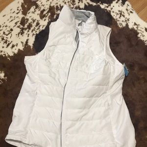 Women’s zip up vest